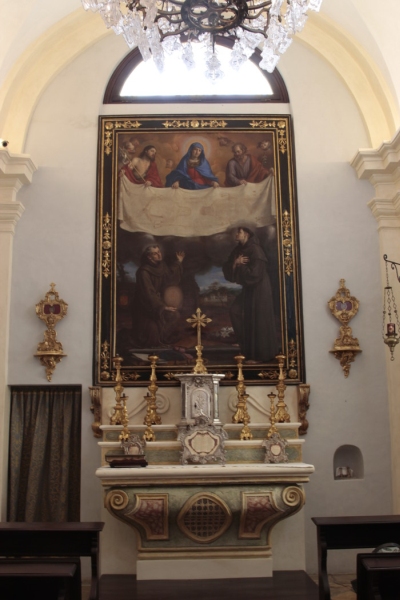 GROSSO CANAVESE (TO). Cappella di Palazzo Armano dedicata alla Sacra Sindone con dipinto sindonico.