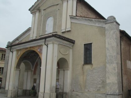ROCCA DE’ BALDI (CN). Chiesa di san Marco, con affresco sindonico.