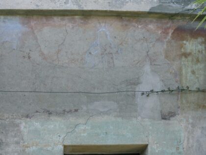 MONCALIERI (TO), fraz. Revigliasco. Cappella di Villa Figgini, con immagine sindonica,