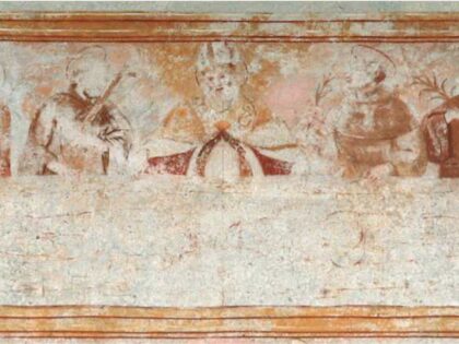 VILLAR DORA (To). Castello con affresco della Sacra Sindone.
